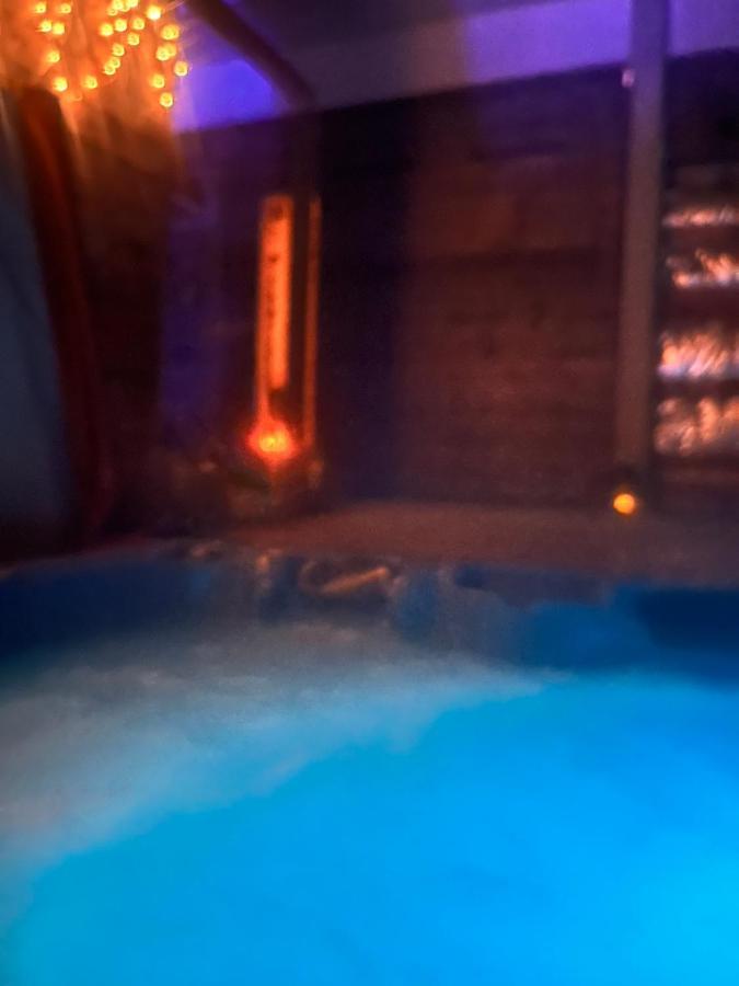 Spa La k abane Blandin Bagian luar foto